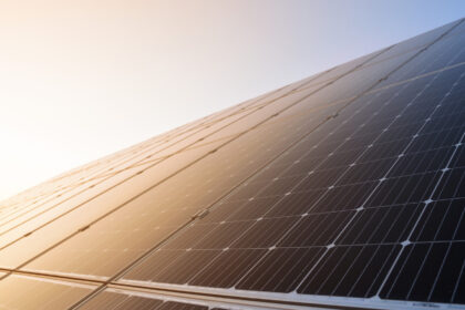 Panneaux solaires sur toiture ou sur carport : lequel choisir pour optimiser son énergie ?