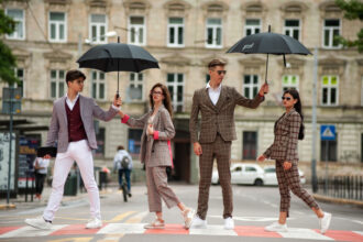 Un parapluie tendance : l’idée cadeau parfaite en toute saison